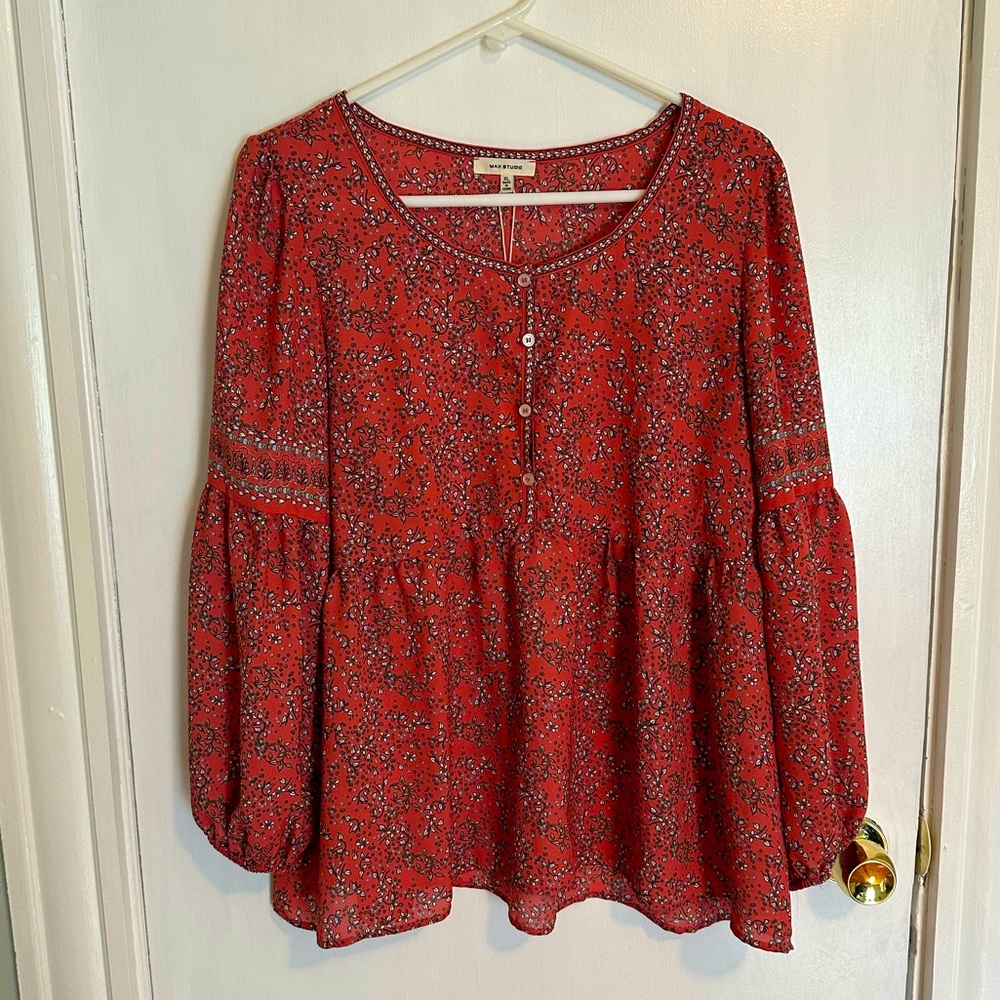 NWT Women’s XL Max Studio Peasant Shirt